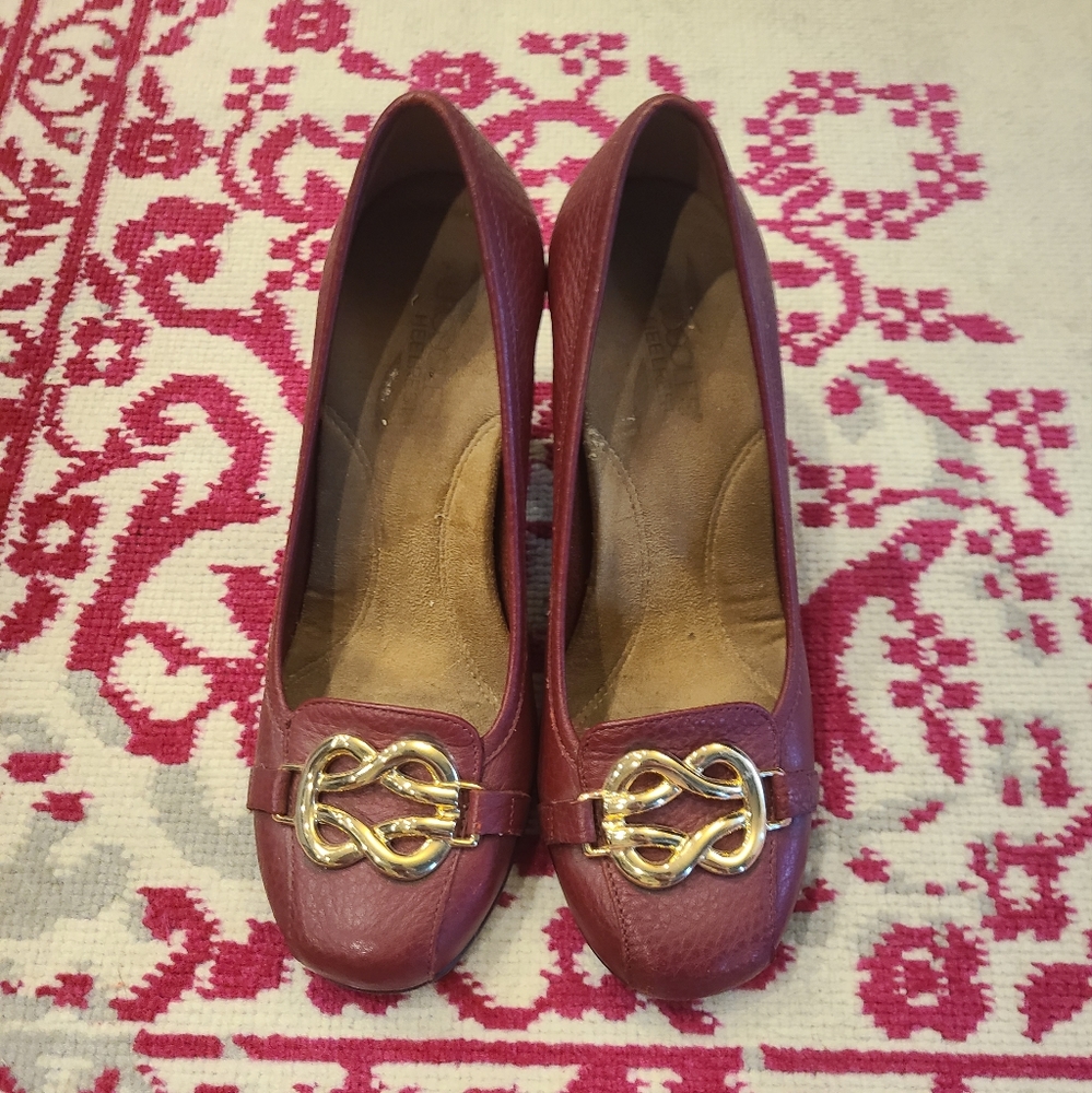 Classic Red Pumps by Aerosoles
